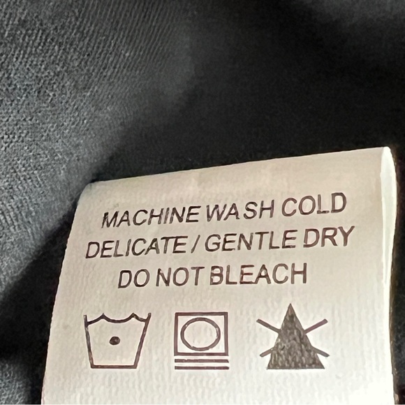 Mud Pie (Flawed Tie String) XL Black Coverup With Eyelet Lace Trim Pullover - Picture 12 of 13